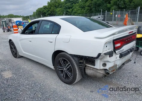 2014 Dodge Charger Sxt Plus z USA, uszkodzony, nr VIN 2C3CDXJG1EH341243